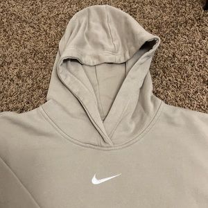 Nike sweatshirt
